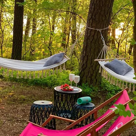 Tente de luxe Caravana Juliana - Glamping Swaderki