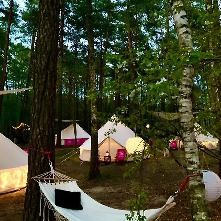 خيمة فخمة Caravana Juliana - Glamping Swaderki