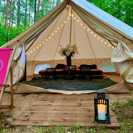 Caravana Juliana - Glamping Luxussátor Swaderki