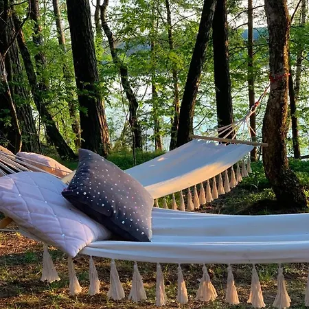 Caravana Juliana - Glamping Swaderki